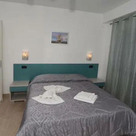 Casale Pettinato 3*